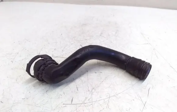 Volkswagen PASSAT B8 Air intake hose/pipe 5Q0129637C