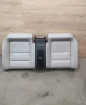 Mercedes-Benz E A207 Rear seat 