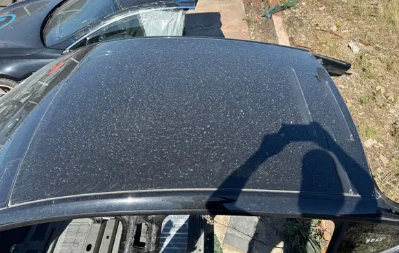 Tesla Model Y Sunroof glass 