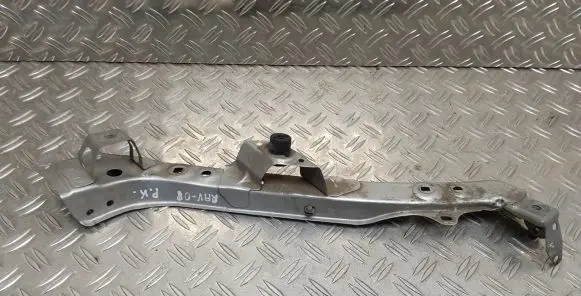 Toyota RAV 4 (XA30) Headlight/headlamp mounting bracket
