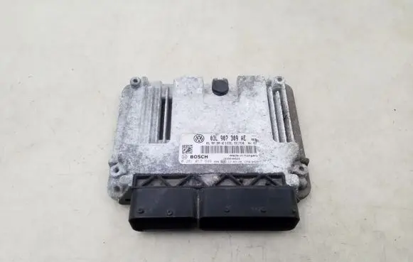 Volkswagen PASSAT B7 Engine control unit/module 03L907309AE