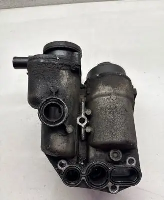 Volvo XC60 Engine oil radiator 6740273266