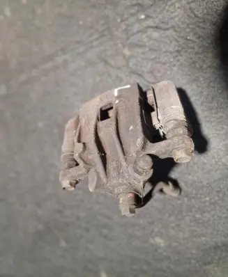 Hyundai i20 (PB PBT) Rear brake caliper