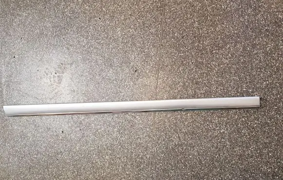 Mercedes-Benz S W220 Front door trim (molding) A2206900562