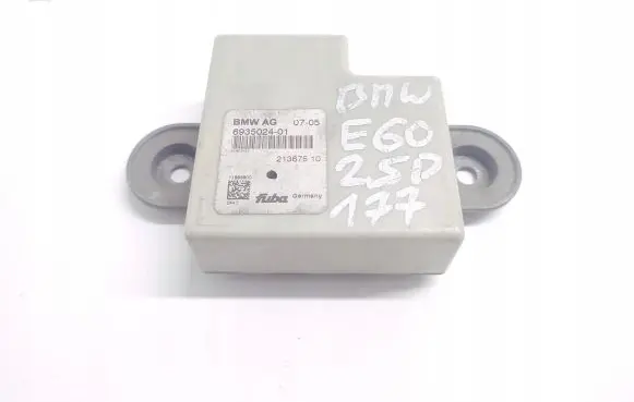 BMW 5 E60 E61 Antenna control unit 6935024-01