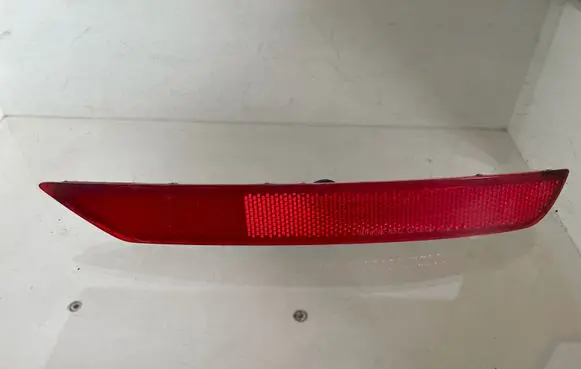Subaru Forester SH Rear tail light reflector 32303R 022668