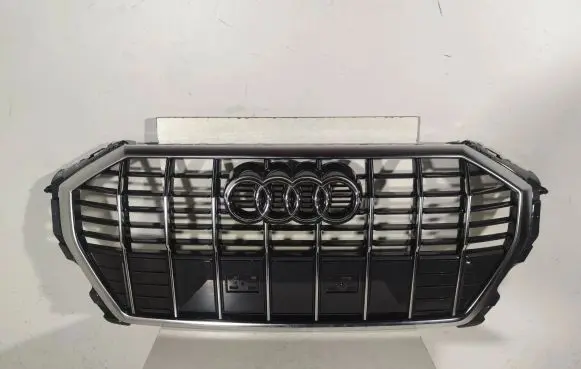 Audi Q3 F3 Front bumper upper radiator grill 83A853651E 83A853651F 03A0326