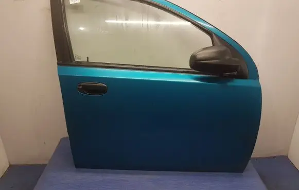 Chevrolet Aveo Front door