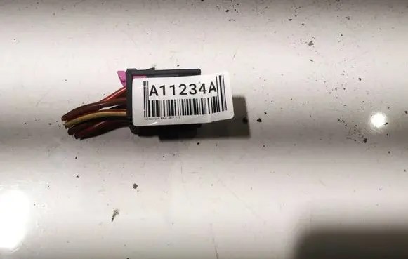 Volkswagen Cross Polo Sensor 8D0937817
