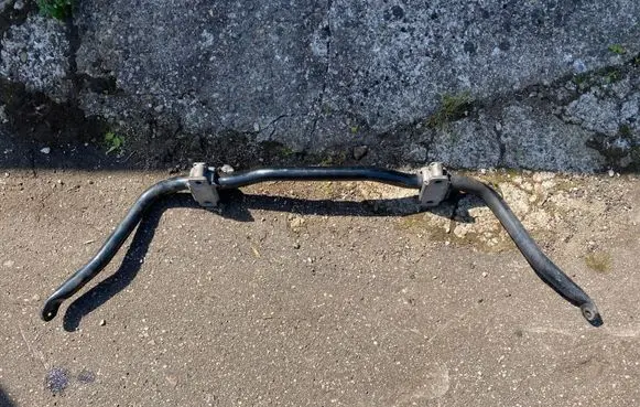 Maserati Ghibli Front anti-roll bar/sway bar 06700072740 47086 42953