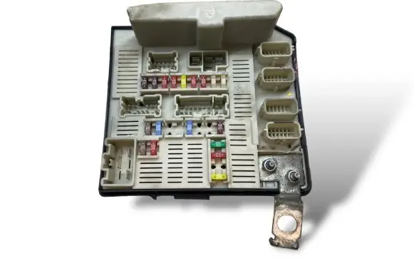 Renault Scenic II - Grand scenic II Fuse module 8200481863 7940656034 519159081