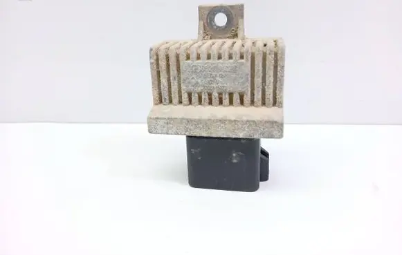 Renault Scenic II - Grand scenic II Glow plug pre-heat relay 7700115078