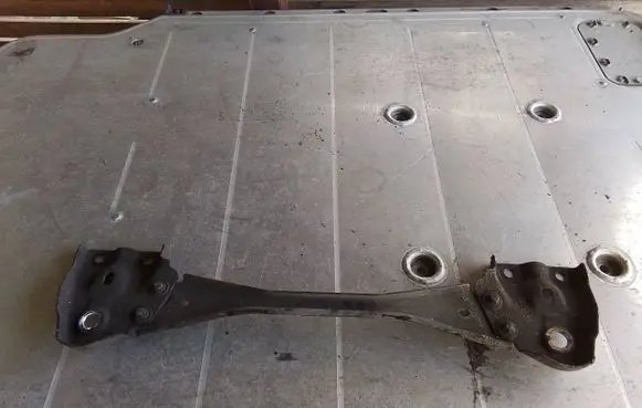 Other front suspension part