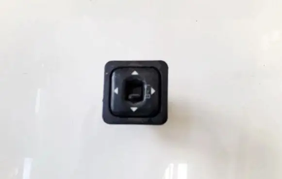 Opel Monterey Wing mirror switch