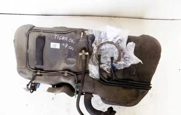 Opel Tigra B Fuel tank 
