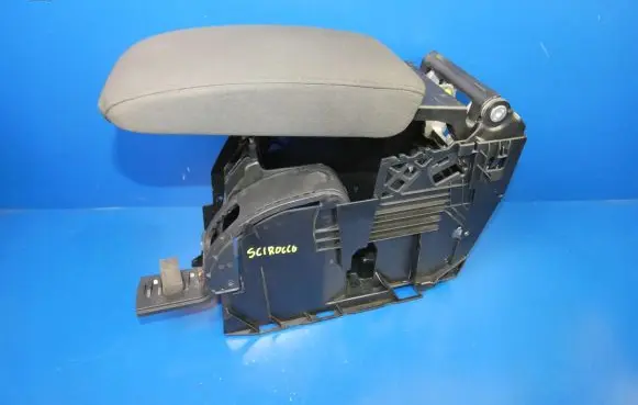 Volkswagen Scirocco Armrest