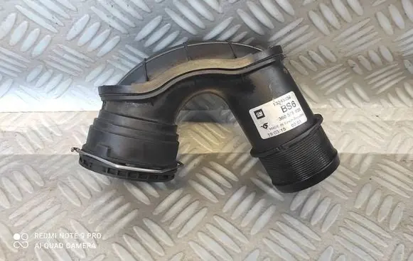 Intercooler hose/pipe