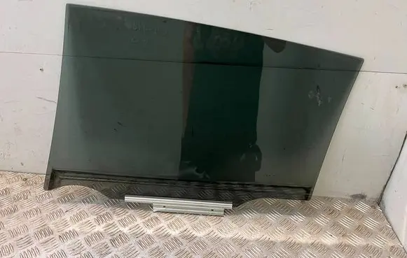 Toyota RAV 4 (XA40) Rear door window glass 43R007953