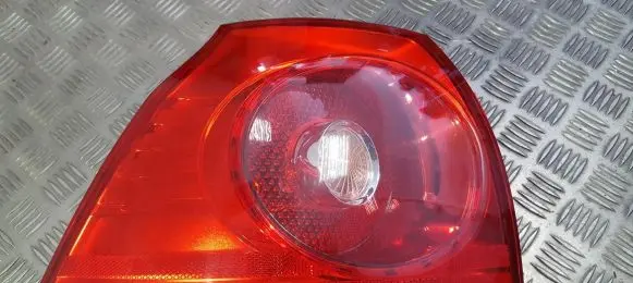 Volkswagen Golf V Rear/tail lights 1k6945095q 89031704