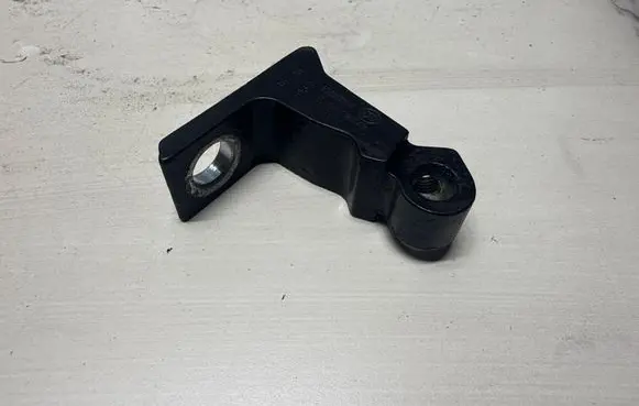 Audi Q3 8U Rear door lower hinge A047058