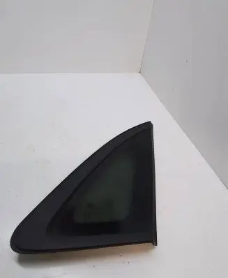 Hyundai Kona I Rear side window