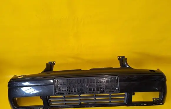 Volkswagen Golf IV Front bumper
