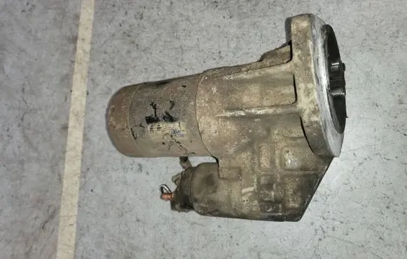 Nissan Terrano Starter motor S13327