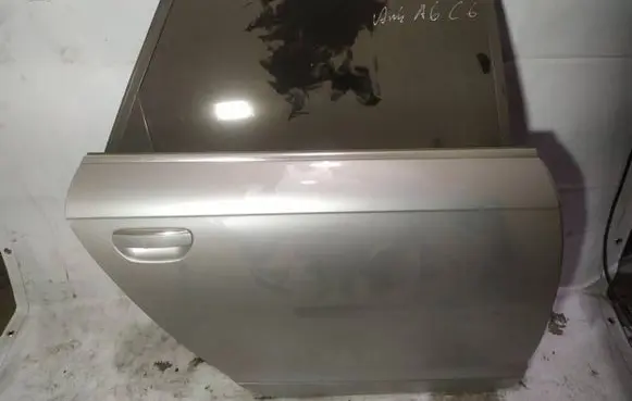 Audi A6 S6 C6 4F Rear door pilkos