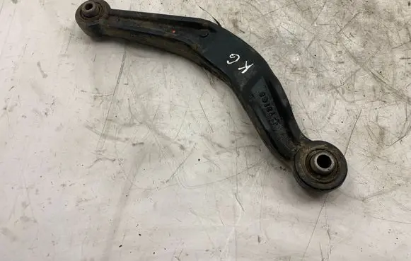 Opel Insignia A Rear control arm 121G0