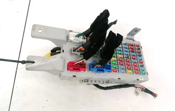 Hyundai Santa Fe Fuse box set 919502B400 91950-2B400