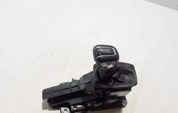 Volvo S60 Gear shifter/selector 32240020
