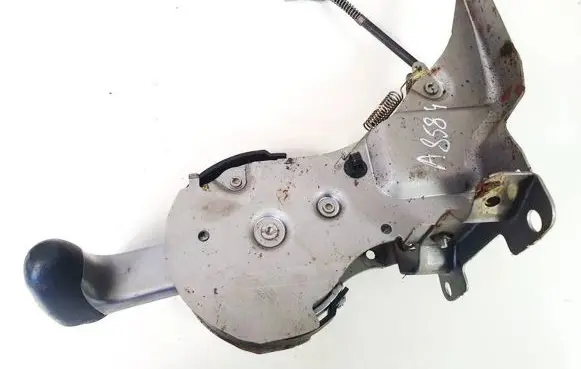 Handbrake/parking brake lever assembly