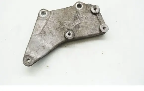 Mercedes-Benz C W204 Engine mounting bracket A6510940039