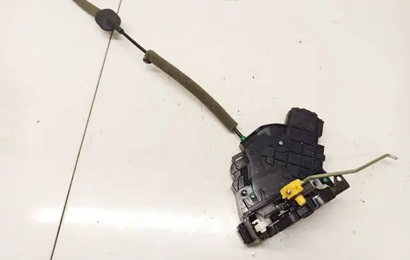 Ford Ka Front door lock a86af21812cc