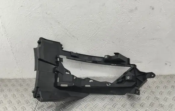 Seat Leon (5F) Fog light bracket 5F0807349