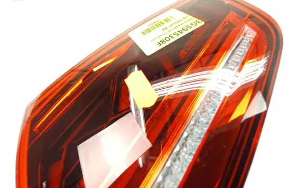 Volkswagen PASSAT B8 Rear/tail lights 3G5945308F