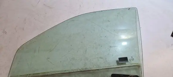 Jeep Grand Cherokee (WK) Front door window glass four-door DOT24M160AS2