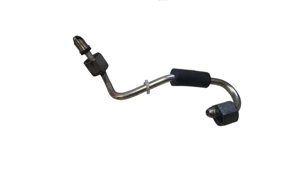 Nissan Qashqai Fuel injector supply line/pipe 