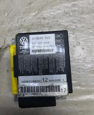 Volkswagen PASSAT B6 Airbag control unit/module 3C0909605M 391125 10H030S2522