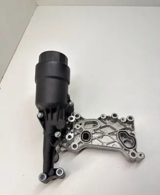 Mercedes-Benz E W212 Oil filter mounting bracket 