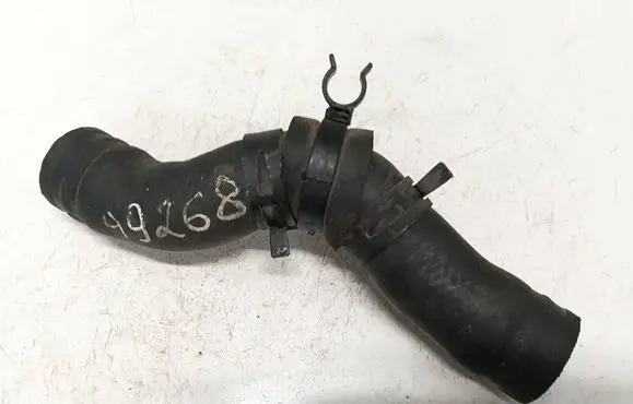 Toyota RAV 4 (XA20) Engine coolant pipe/hose