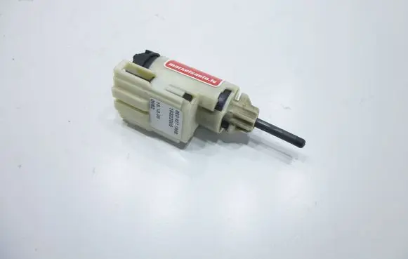 Brake pedal sensor switch