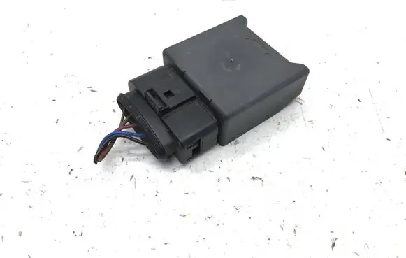 Seat Tarraco Fuel pump relay 5Q0906093B