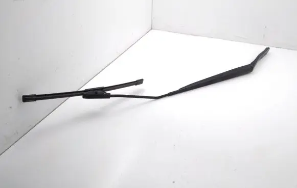 Windshield/front glass wiper blade