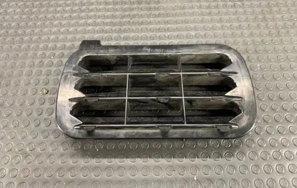 Mercedes-Benz SL R129 Quarter panel pressure vent 1248370230