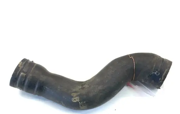 Mercedes-Benz GLA W156 X156 Engine coolant pipe/hose 2465010482