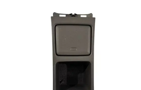 Volvo V70 Ashtray (front) 9204996