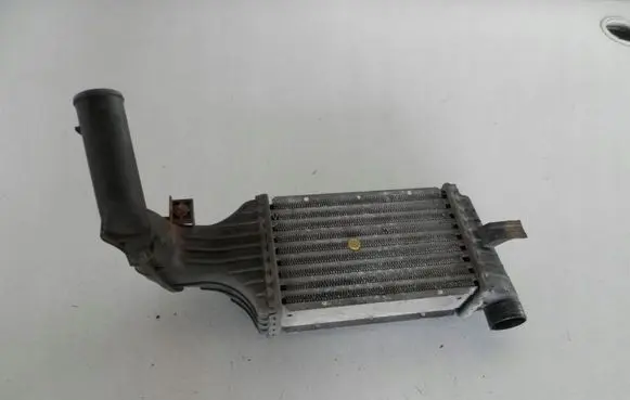 Opel Astra G Intercooler radiator 