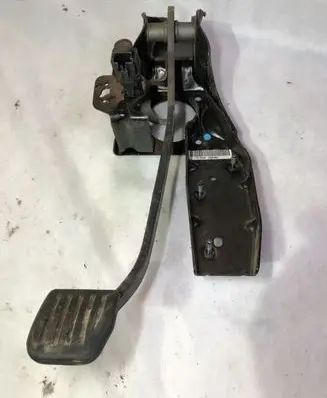 Ford Mondeo MK IV Brake pedal 7G9N2D094NA
