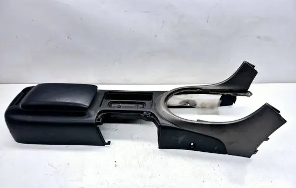 Lexus IS 200-300 Center console 5881153020